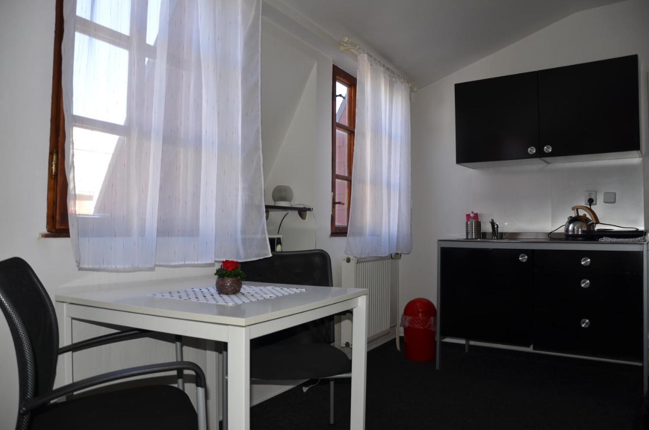 Guesthouse Zlaty Hrozen Česká Lípa Εξωτερικό φωτογραφία